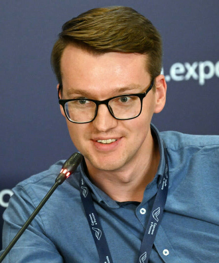 ИГОРЬ ЧУВАКОВ
